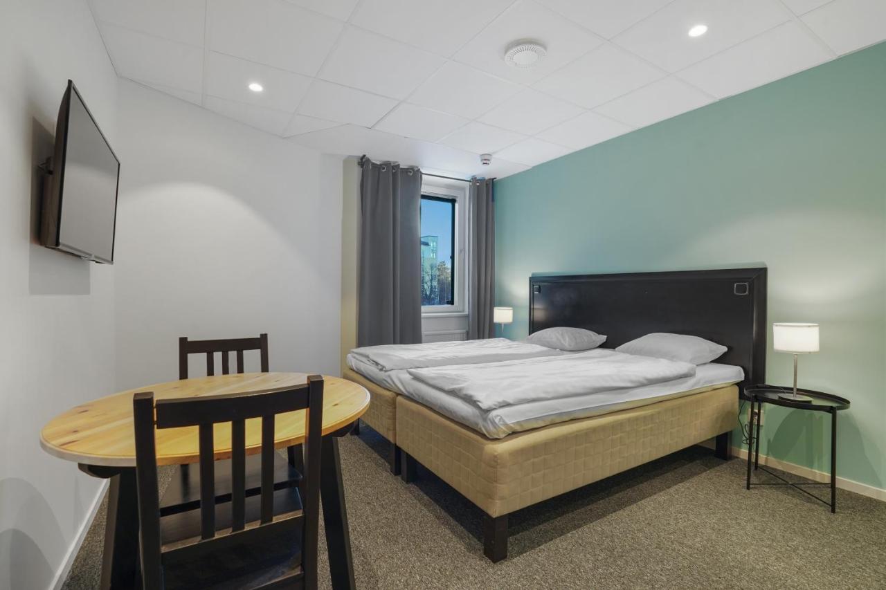 Stockholm Hotel Apartments Солентюна Екстериор снимка