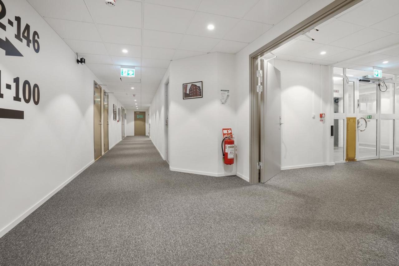 Stockholm Hotel Apartments Солентюна Екстериор снимка