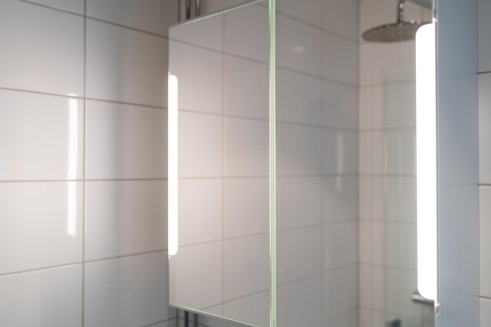 Stockholm Hotel Apartments Солентюна Екстериор снимка