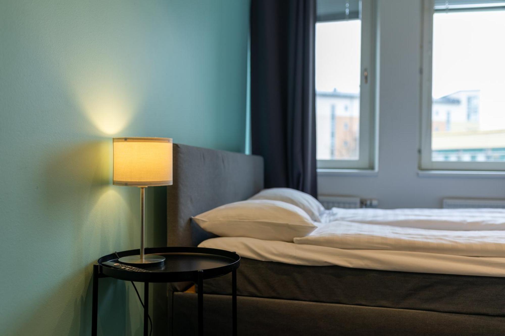 Stockholm Hotel Apartments Солентюна Екстериор снимка