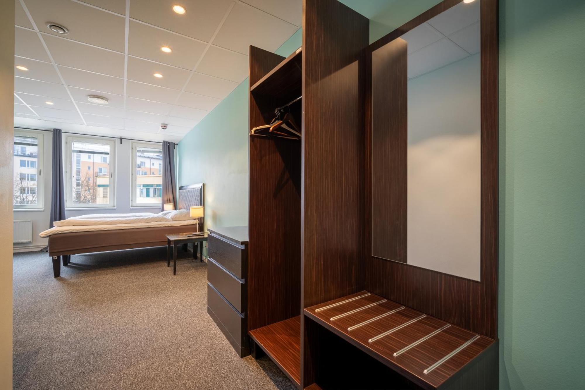 Stockholm Hotel Apartments Солентюна Екстериор снимка