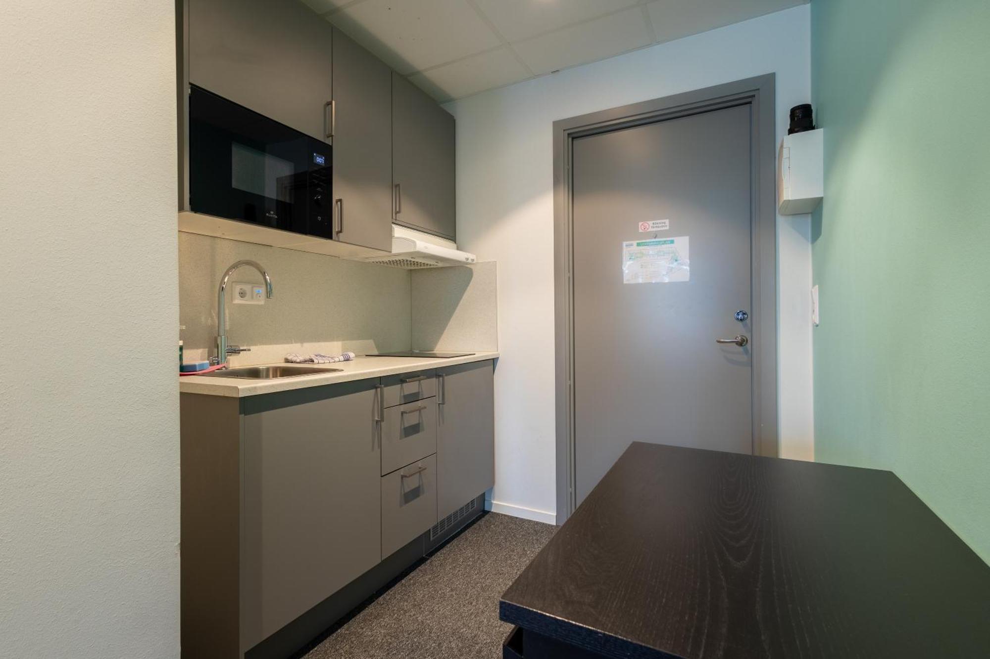Stockholm Hotel Apartments Солентюна Екстериор снимка