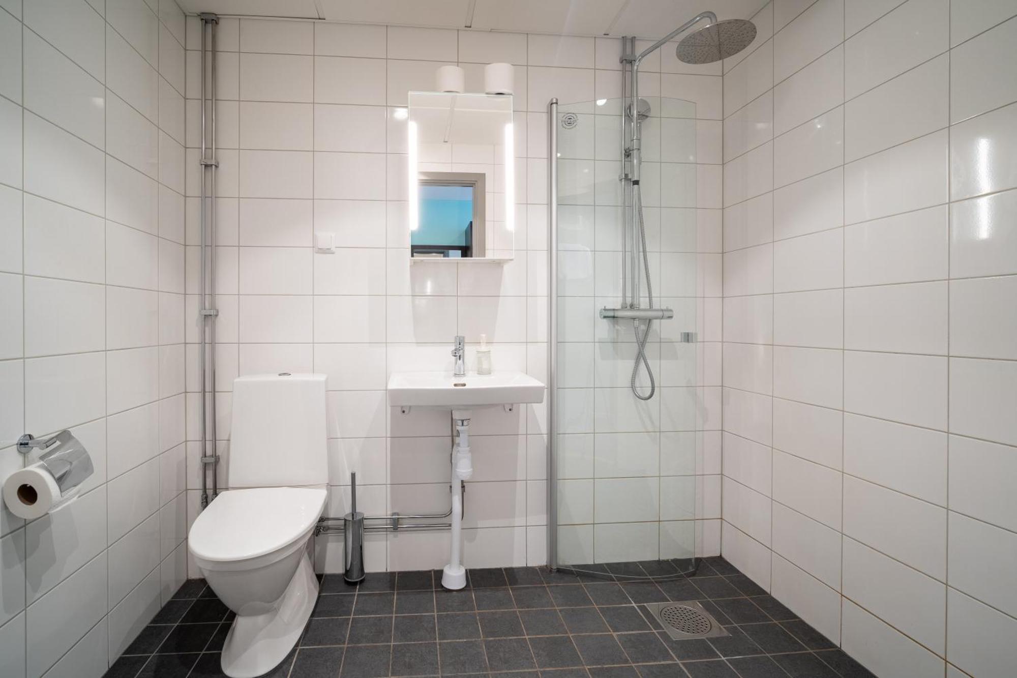 Stockholm Hotel Apartments Солентюна Екстериор снимка