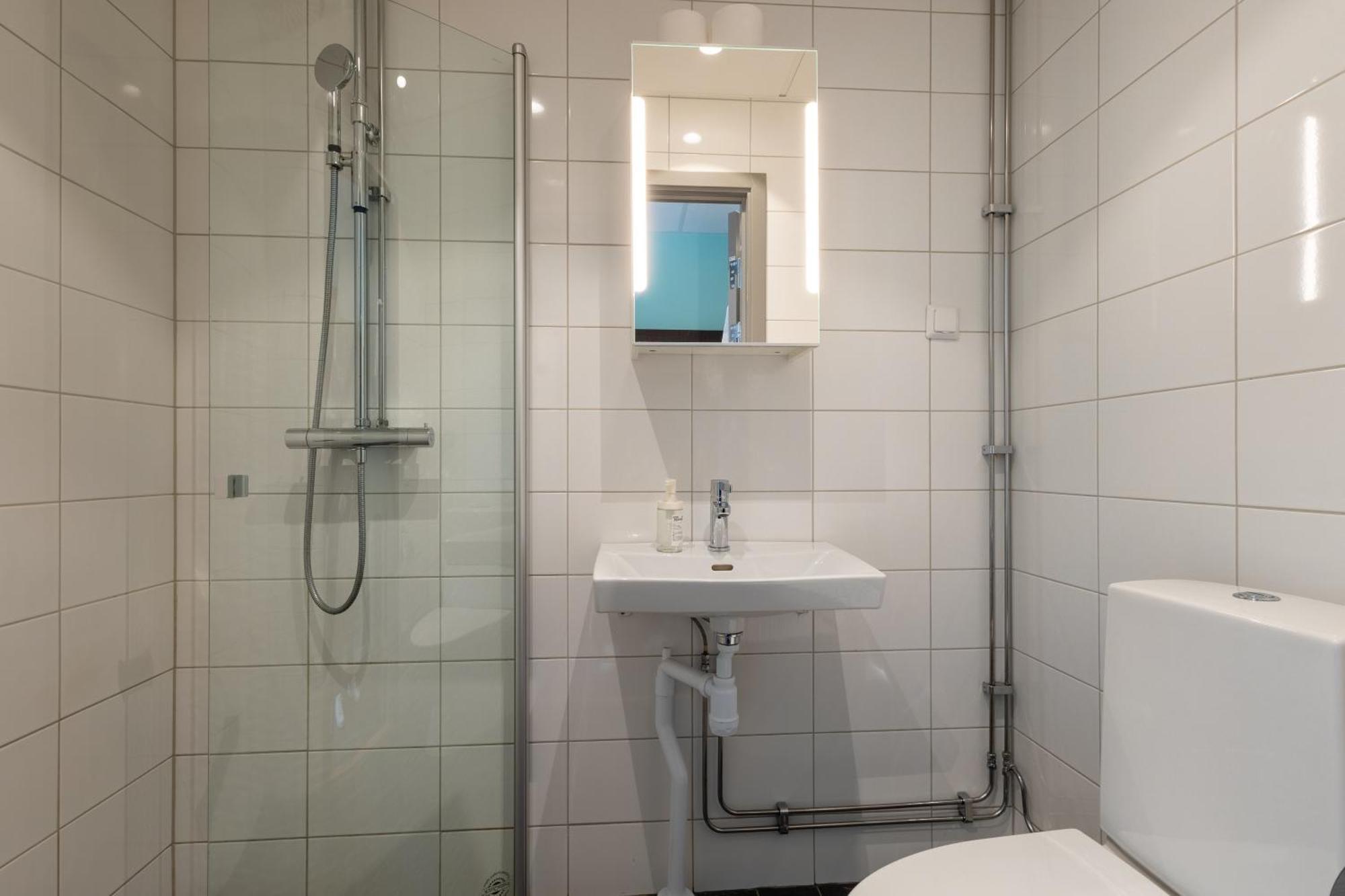 Stockholm Hotel Apartments Солентюна Екстериор снимка